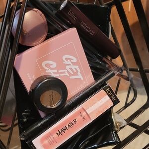 New/Unused Tarte, MAC, SIGMA, CHIKA BEAUTY Yc Collection Highlight